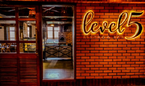 Level 5 Bistro & Bar