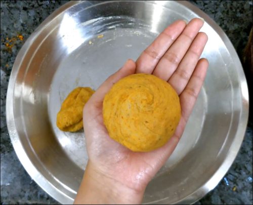 Gujarati Dal Dhokli Recipe